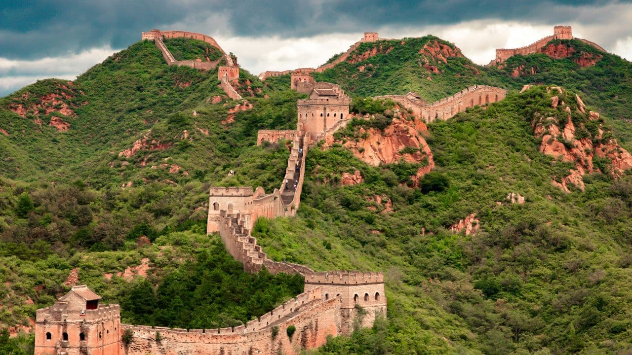 Visit the Great Wall of China - Image 3