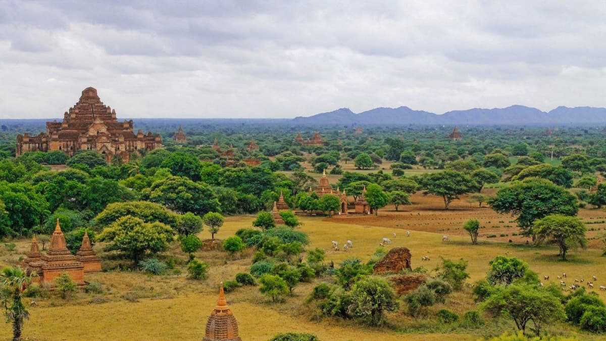 Hike the Bagan Temples at Sunrise - Image 3