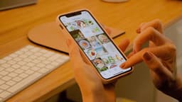 Start A Themed Social Media Account business idea